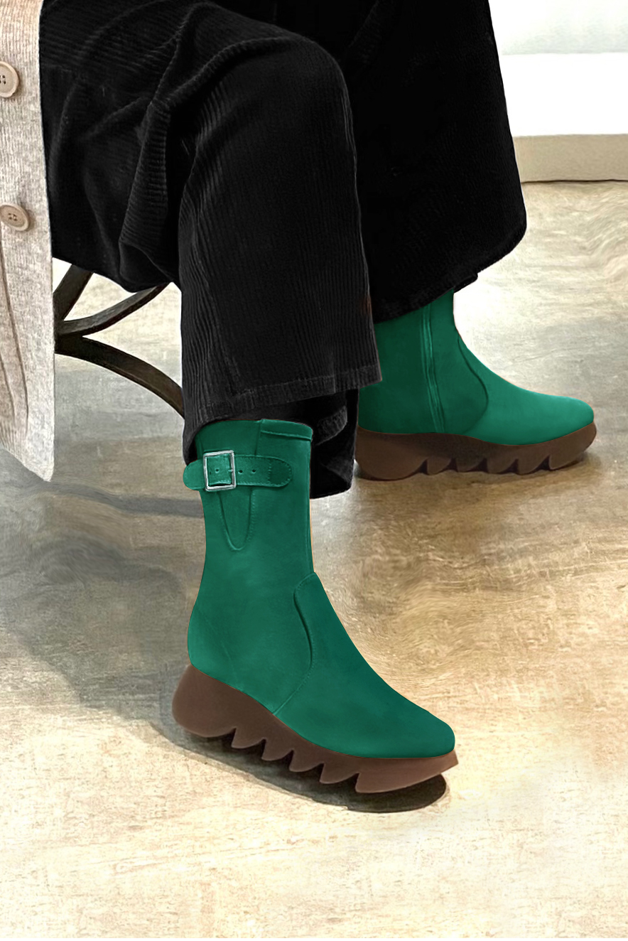 Emerald green women's ankle boots with a zip on the inside. Round toe. Low rubber soles. Worn view - Florence KOOIJMAN